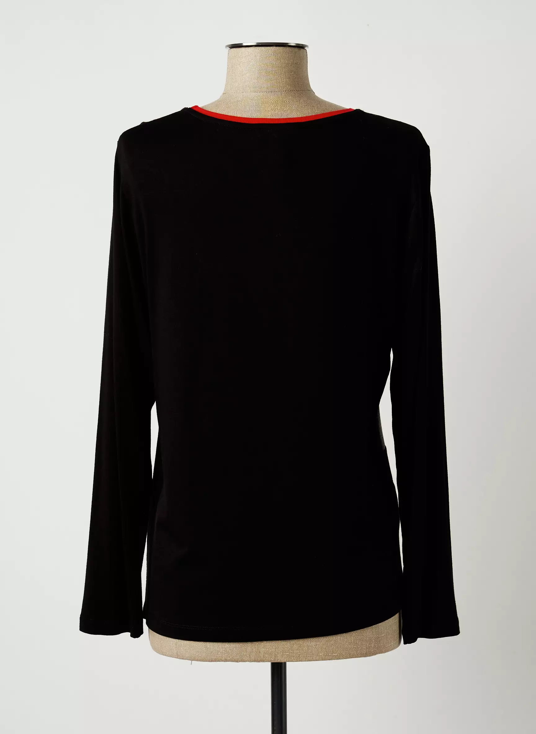 Guy Dubouis Tshirts Femme couleur noir