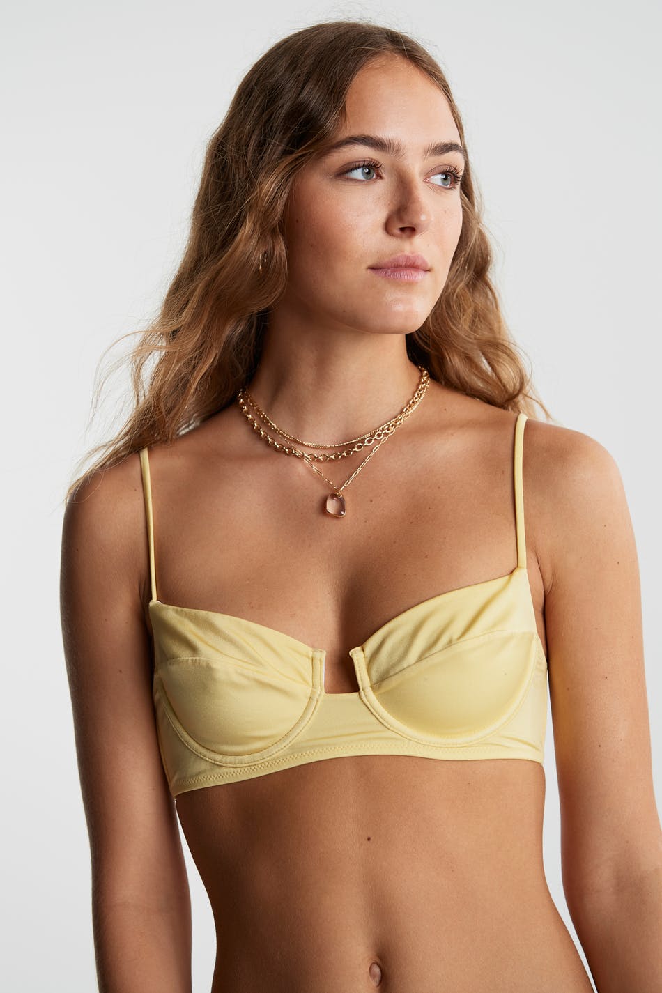 Sara bikini bra