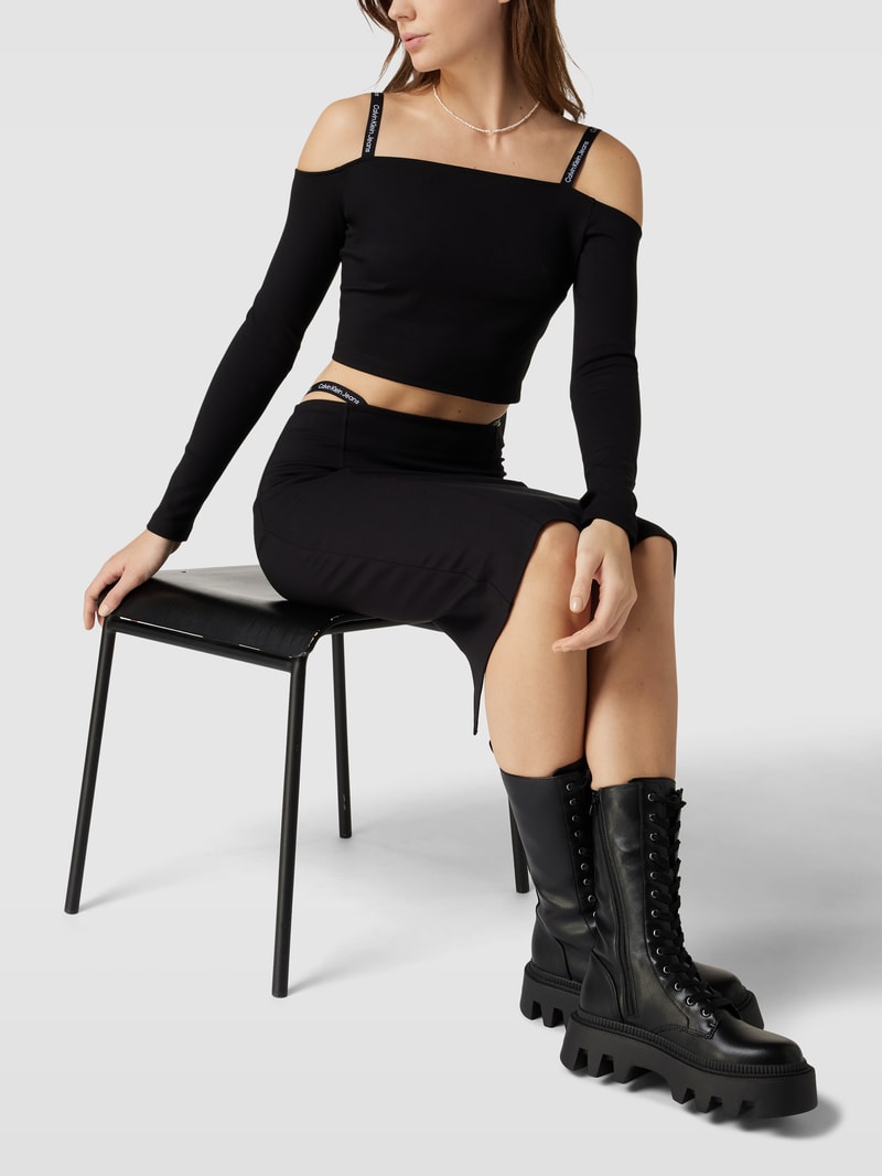 Cropped Longsleeve mit Viskose in schwarz