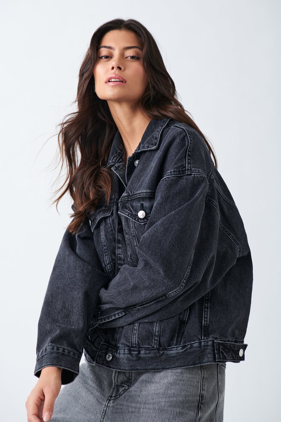 Loose denim jacket