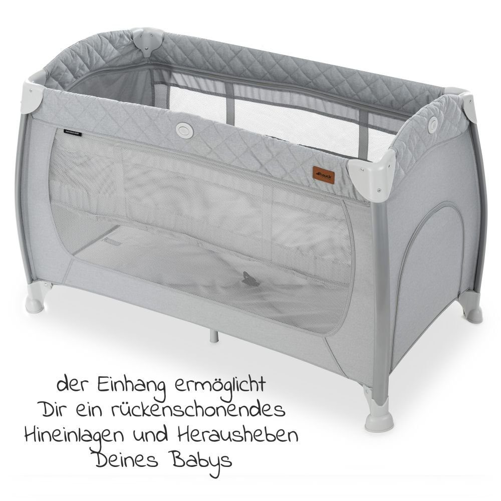 Hauck Baby-Reisebett Play'n Relax Center - Quilted Grey, 7-tlg., mit Matratze, Moskitonetz, Neugeborenen-Einsatz, Wickelauflage
