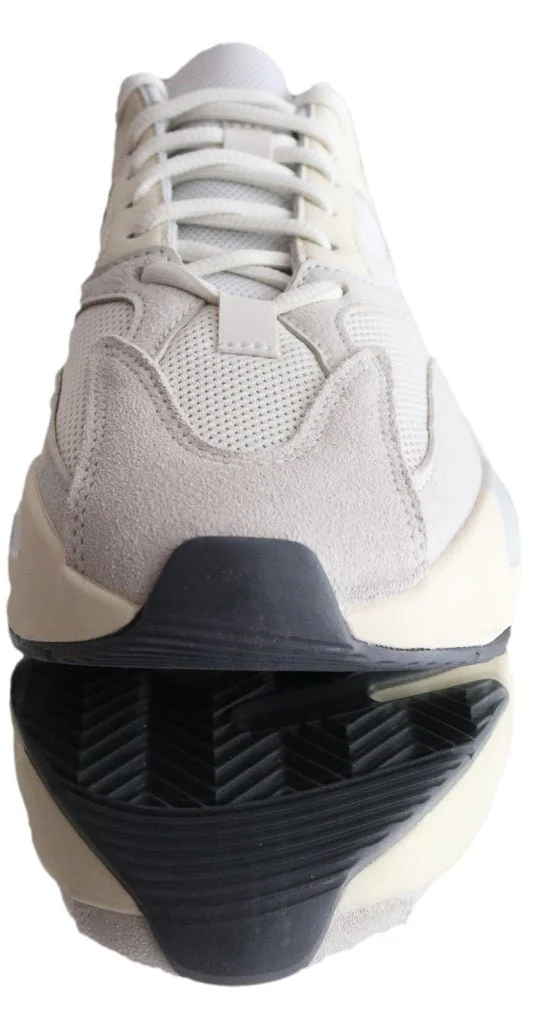 Yeezy Boost 700 Analog