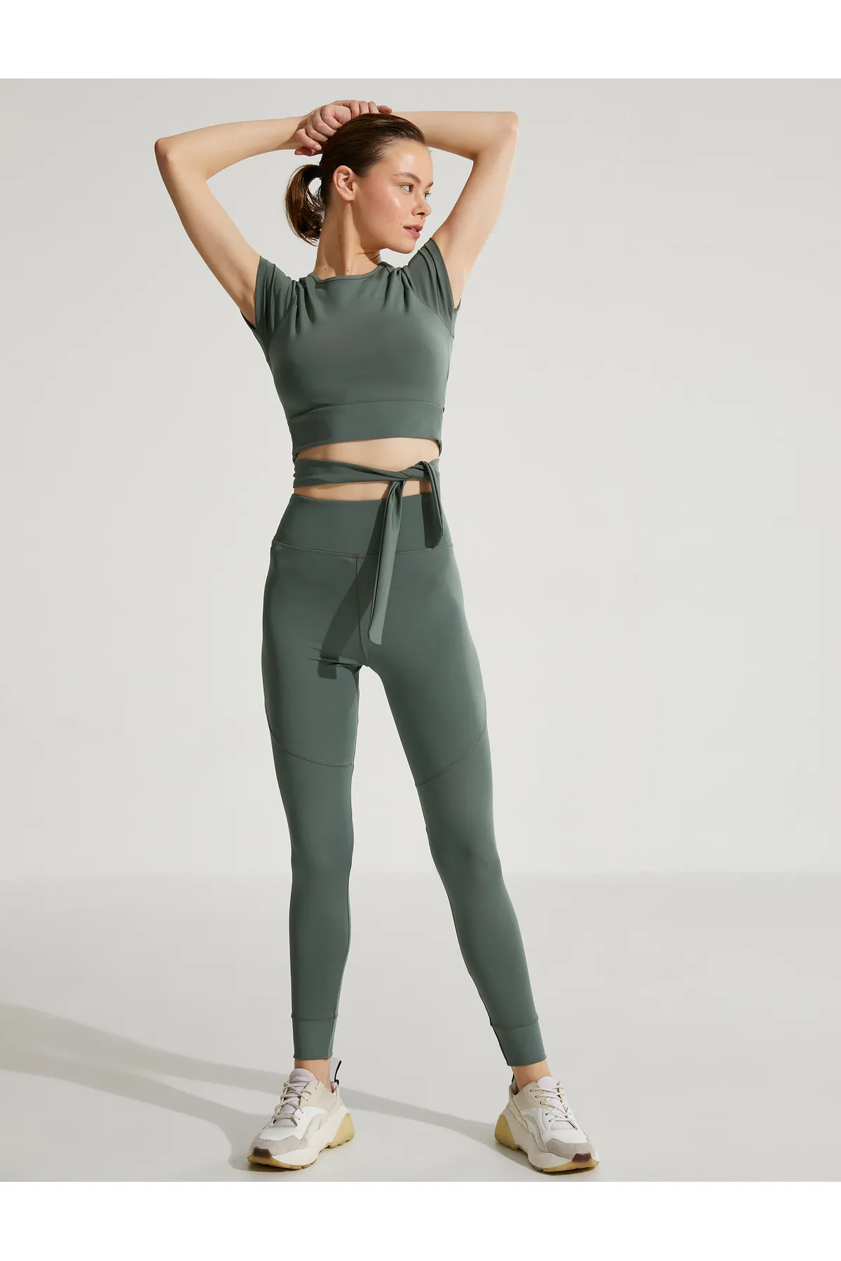 Koton  Yoga-Strumpfhose mit hoher Taille und Nahtdetails