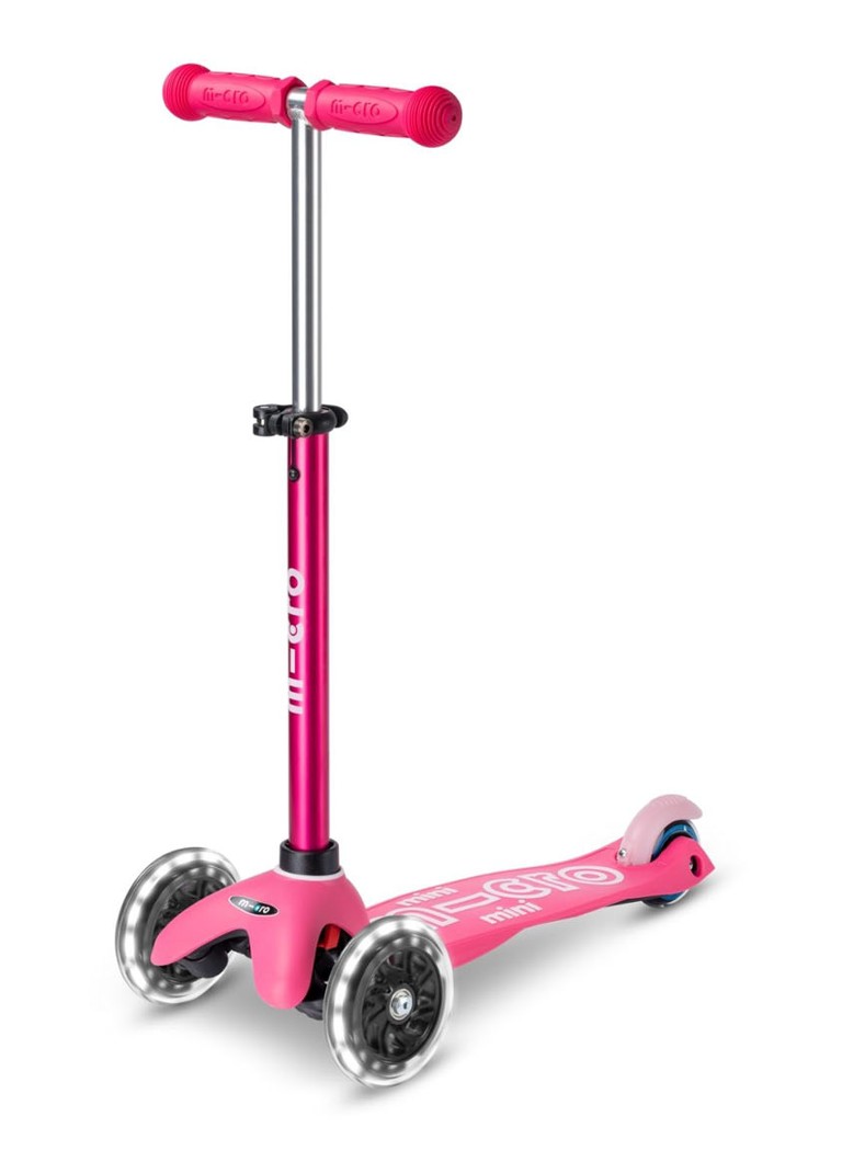 Micro Step Mini Micro Deluxe 3-in-1 Push Step with LED Lighting
