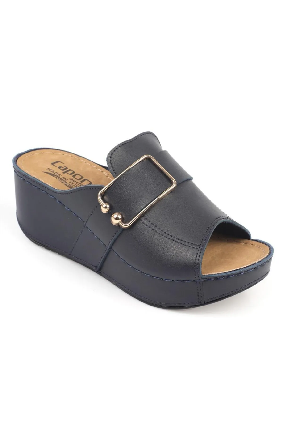 Capone Outfitters  Anatomisch weiche, bequeme Mutterhausschuhe mit Keilabsatz