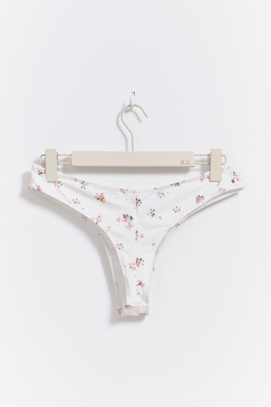 V-shaped cotton thong