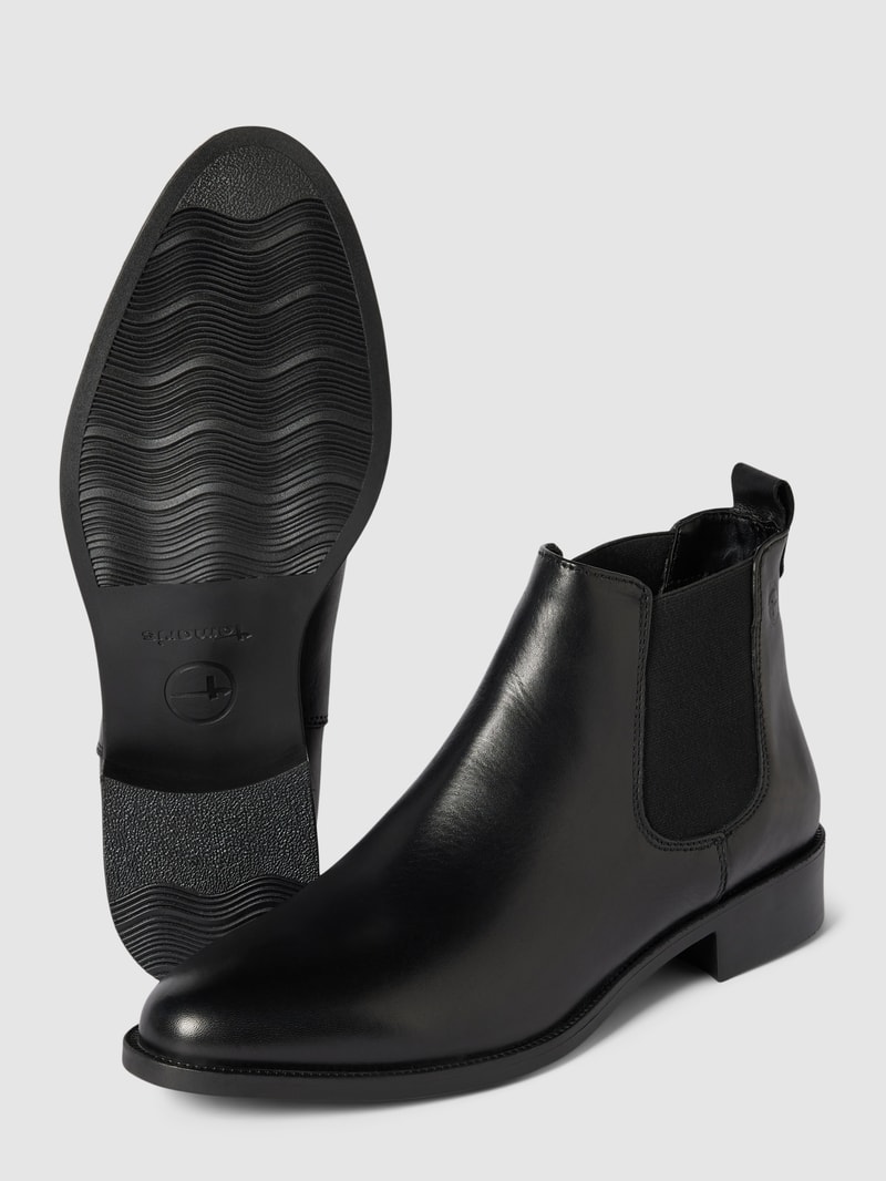 Chelsea Boots mit elastischen Einsätzen in schwarz