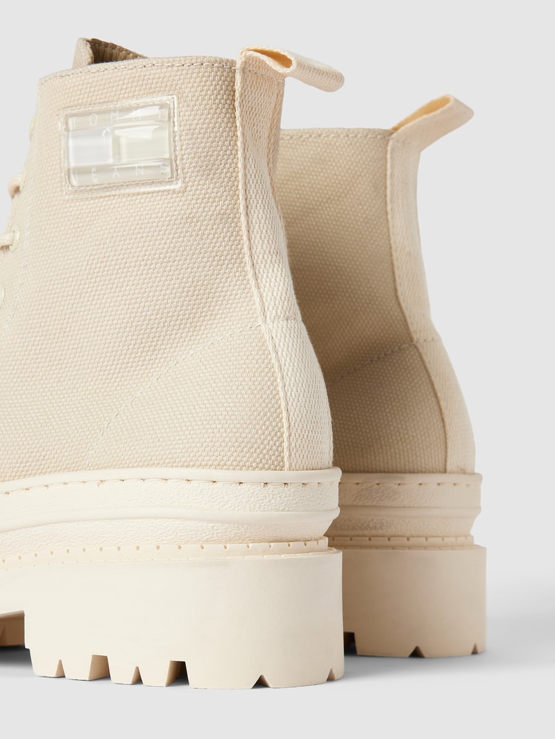 Schnürboots mit Label-Patch Modell 'CANVAS' in beige