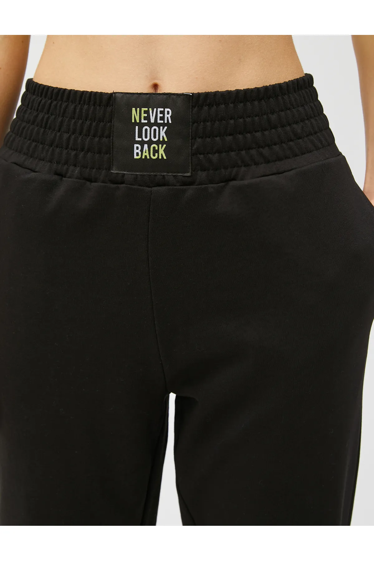 Koton  Jogger-Jogginghose aus Baumwolle mit Pocket-Label-Details
