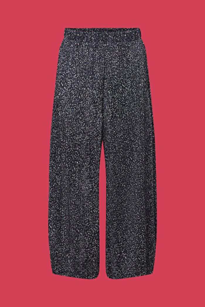 Pants knitted
