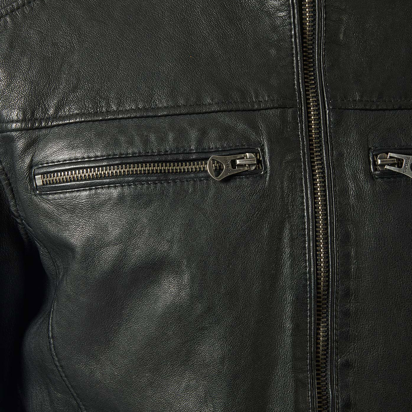 UNIQ   Veste en cuir noir Homme
