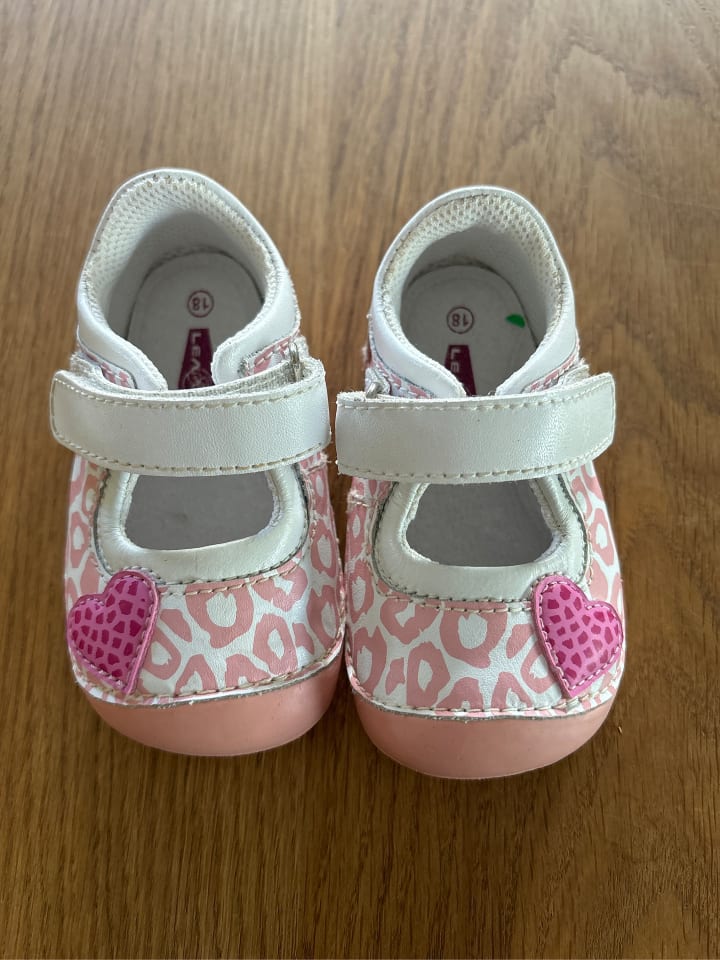 Lea Lelo Leder-Spangenballerinas in Weiß/ Rosa günstig kaufen 18