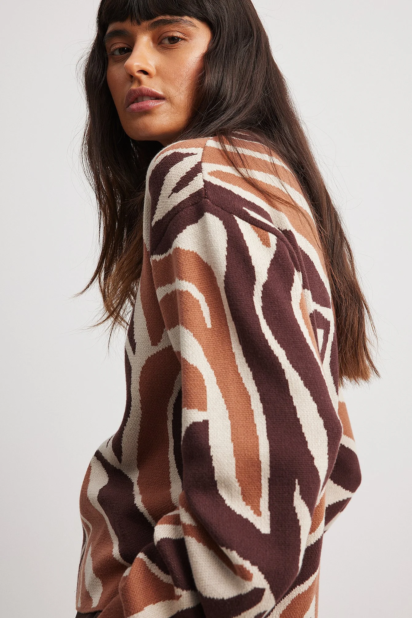 Jacquard-Strickpullover mit Rundhalsausschnitt