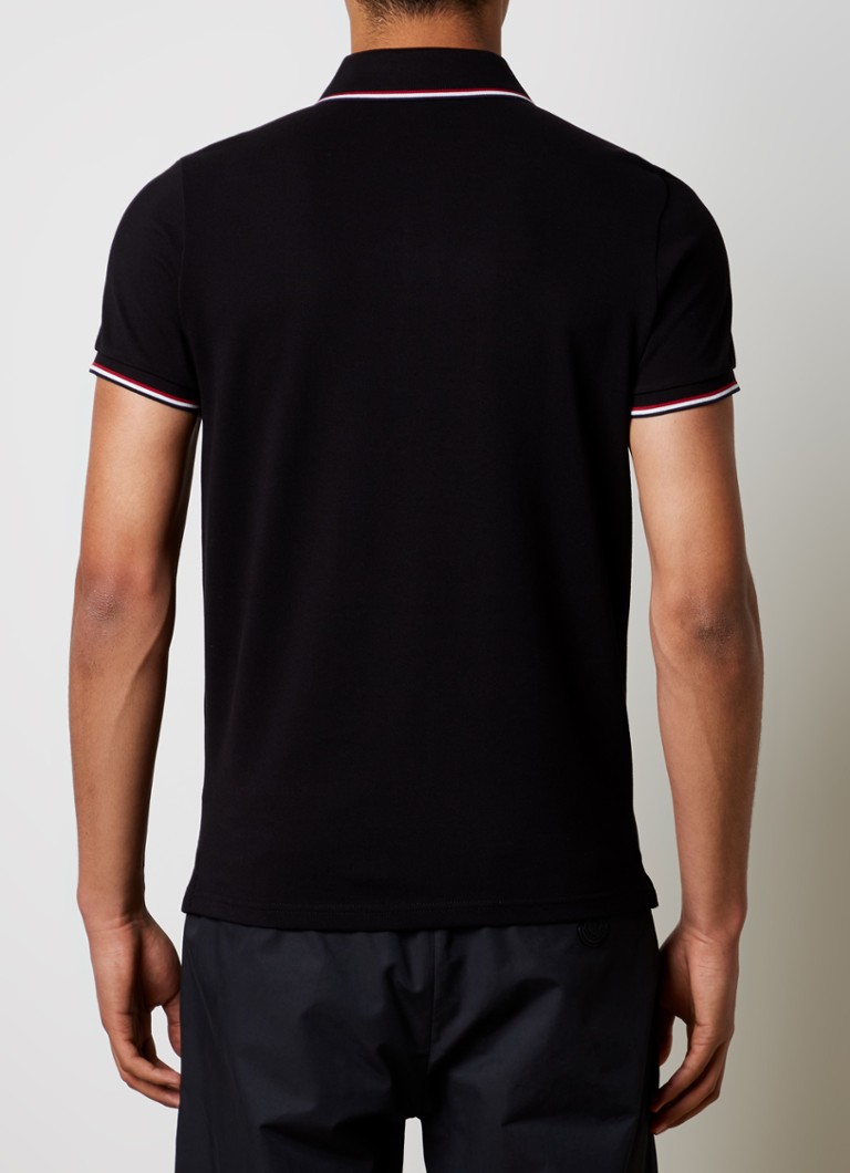 Tricou polo clasic Moncler din bumbac piqué cu logo brodat.