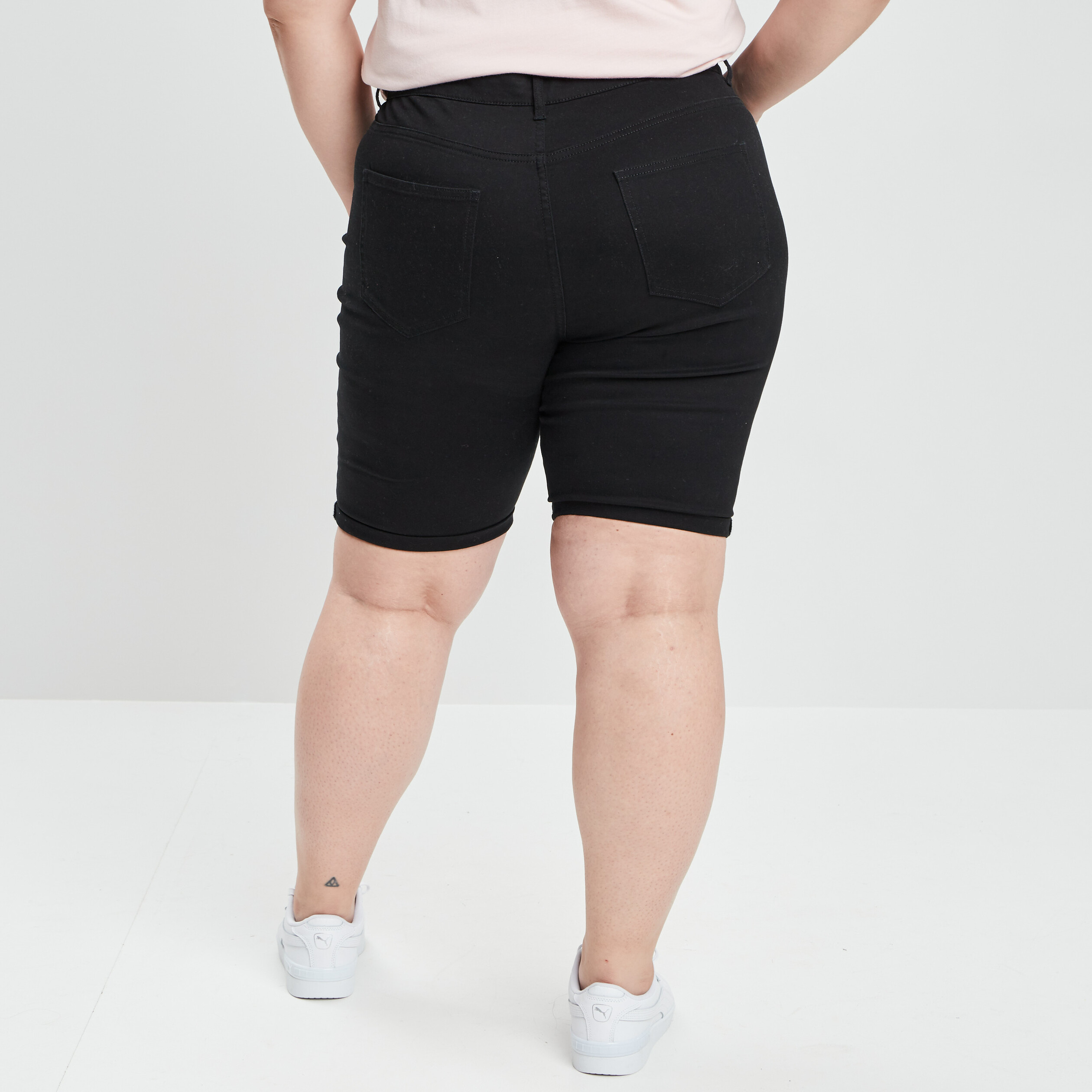 Bermuda ajusté noir femme grande taille | La Halle