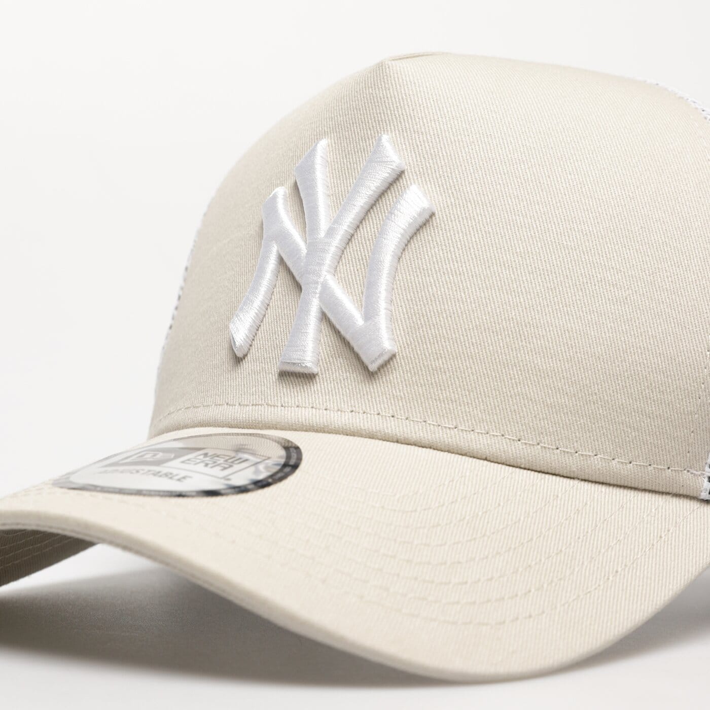 NEW ERA MÜTZE LEAGUE ESS 9FORTY TRUCKER NYY STN NEW YORK YAN Beige