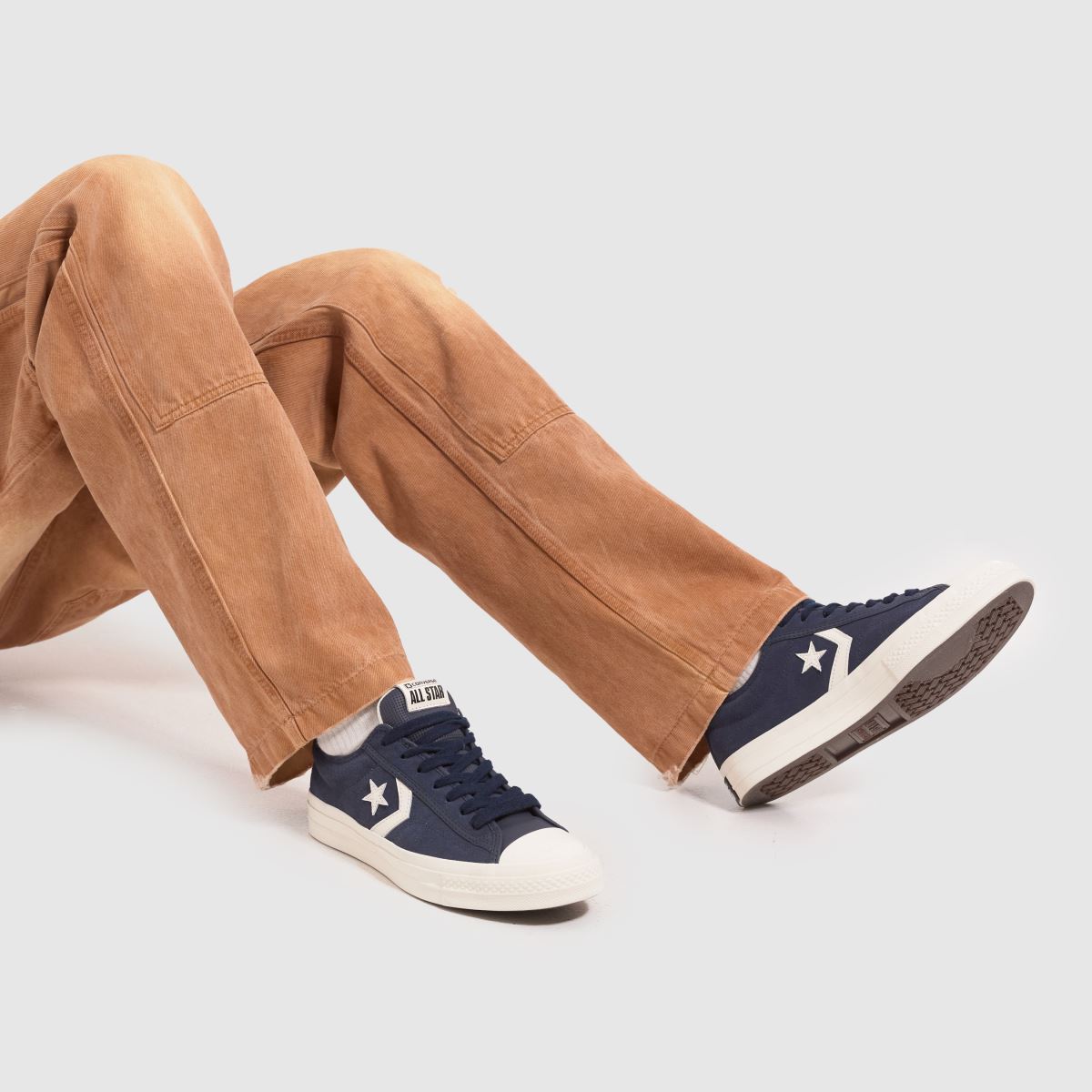 Converse – Star Player 76 – Marinblå träningsskor