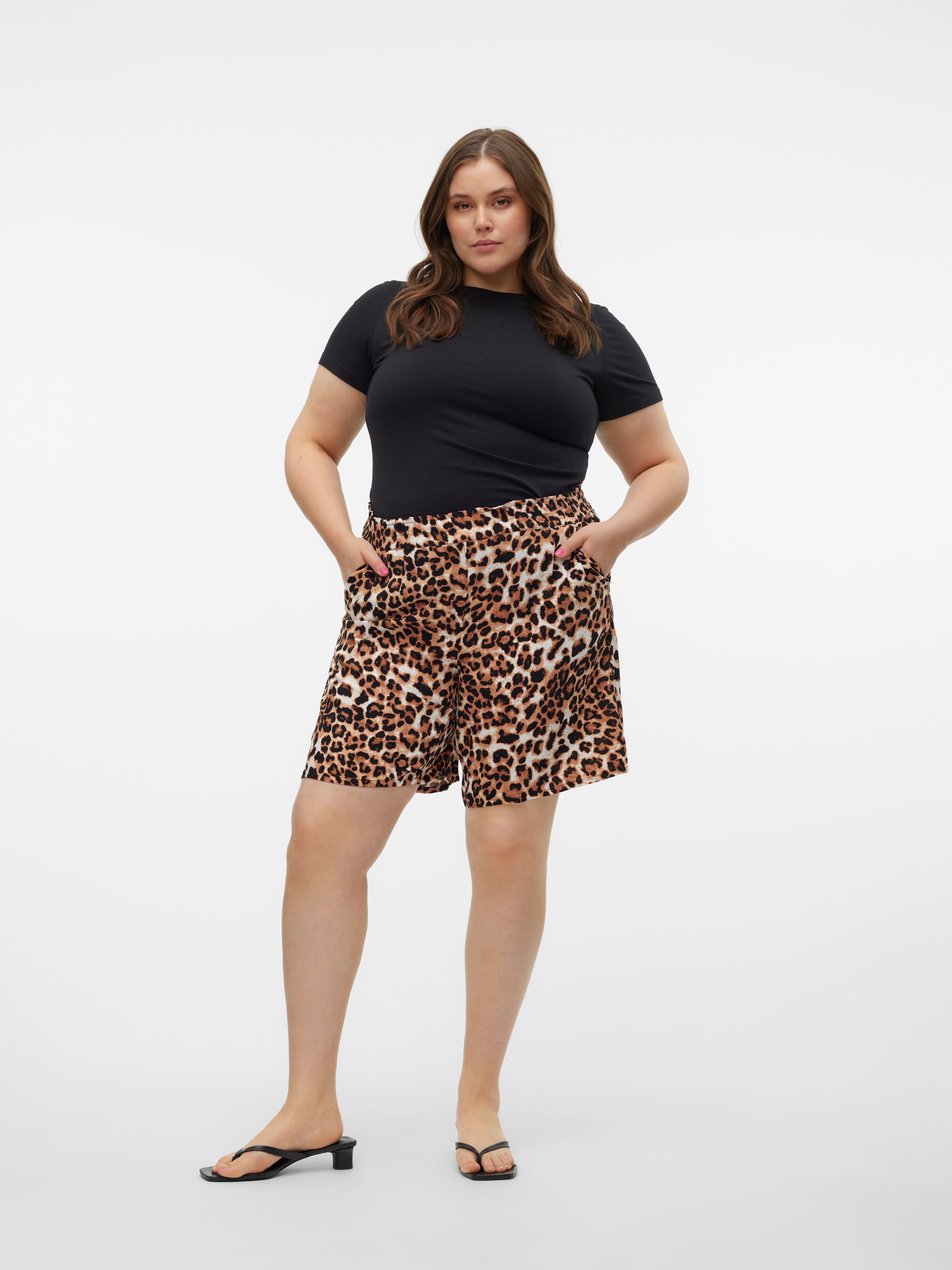 VMCEASY Shorts
