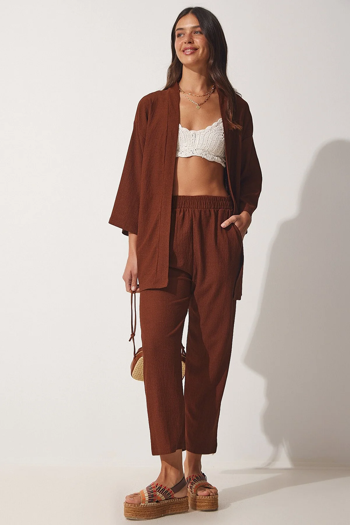 Happiness İstanbul  Braunes Damen-Kimono-Hosen-Strickset BY00050