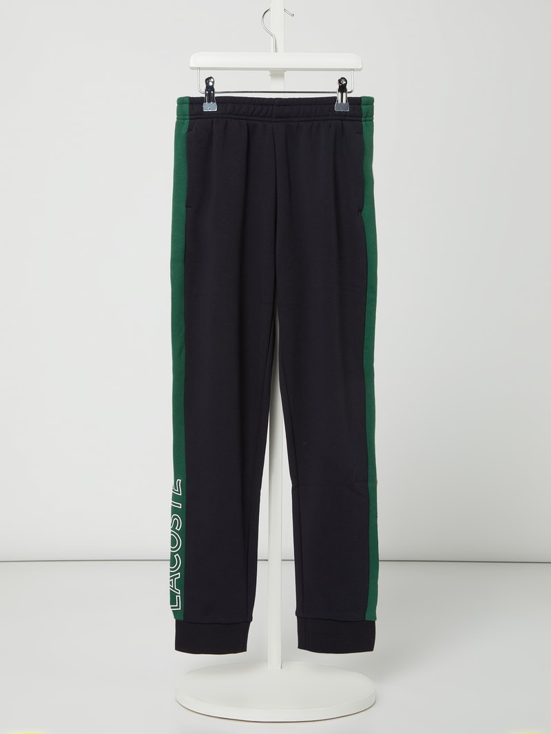 Sweatpants mit Kontraststreifen in marineblau