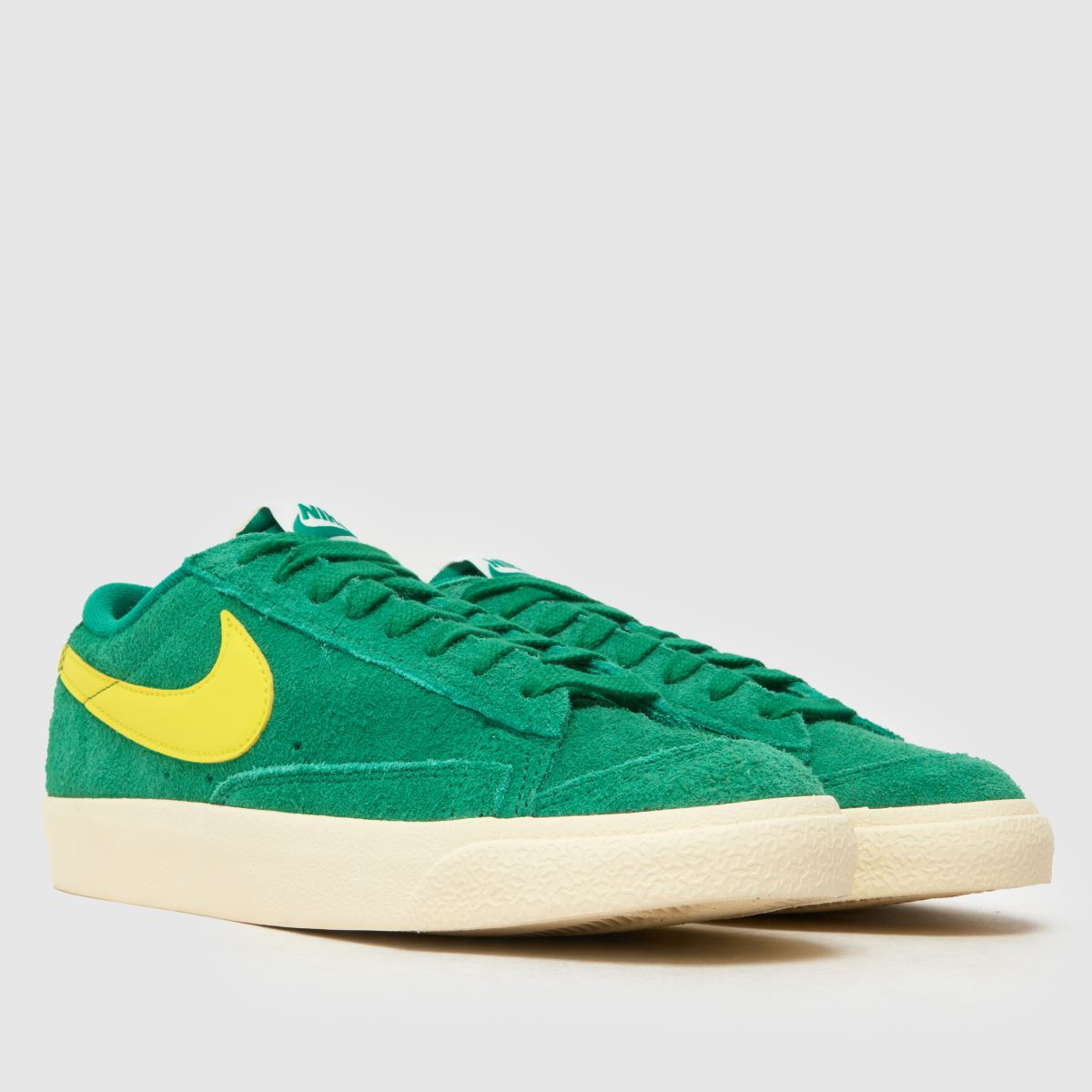 Nike Blazer Low 77 – Gröna vintage-sneakers i flerfärgat material