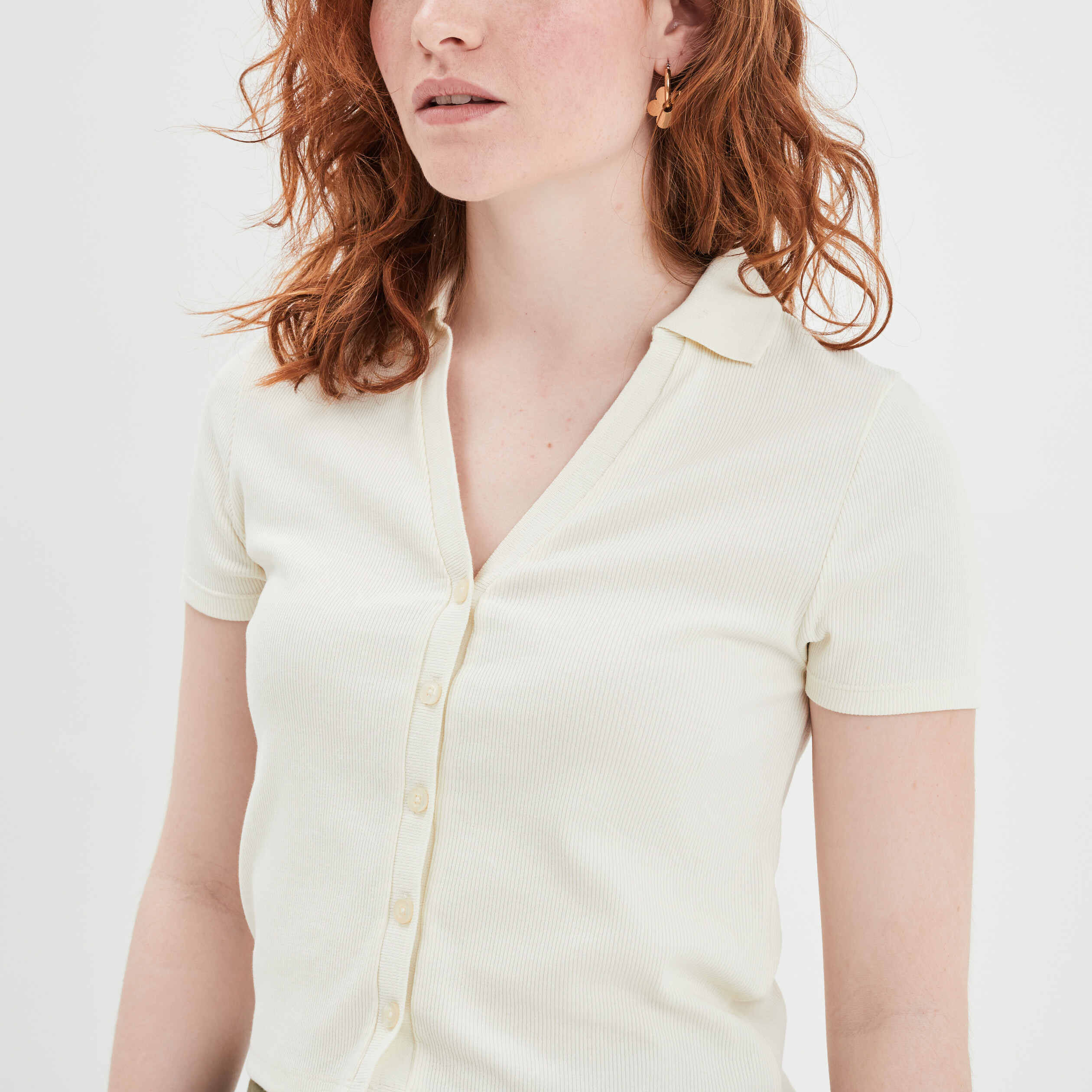 T-shirt col polo avec boutons ivoire femme | La Halle