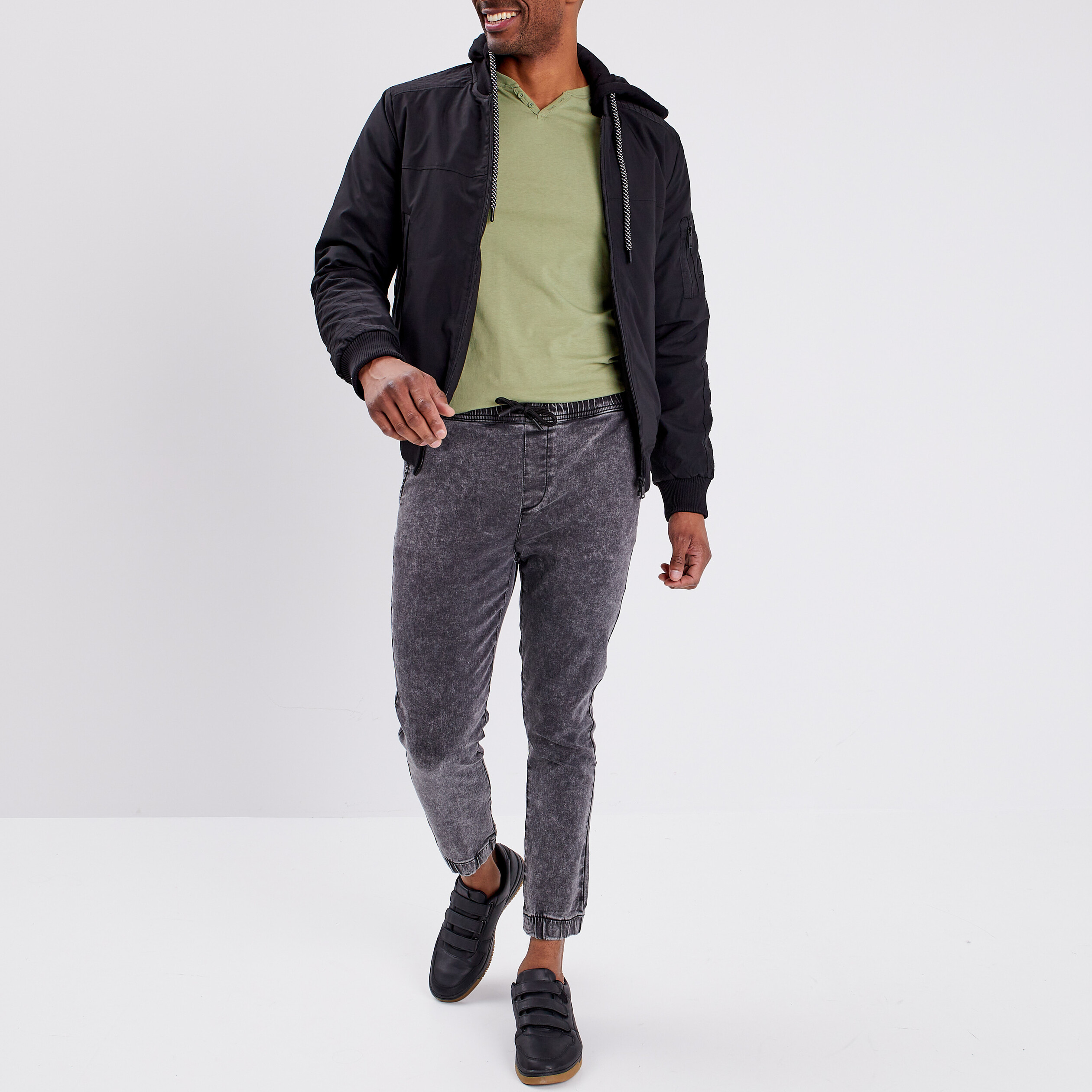 Pantalon de jogging taille élastiquée noir homme | La Halle