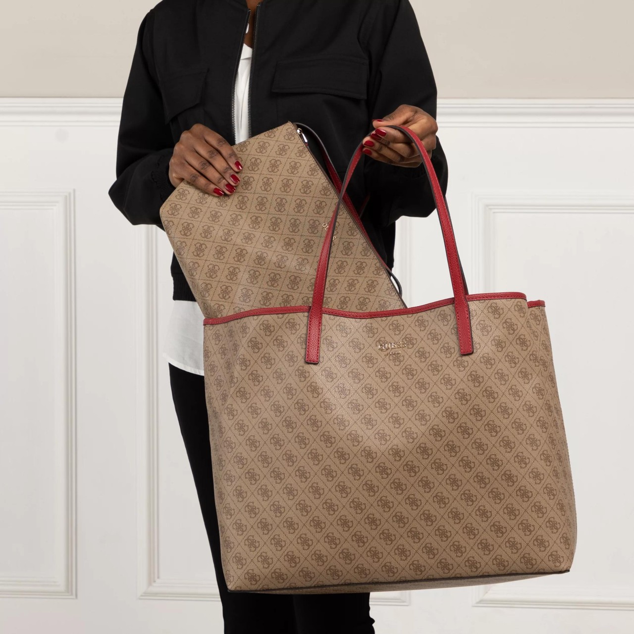 GUESS Handtaschen braun Tote