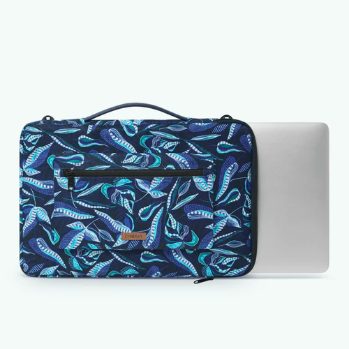 Fontainebleau 15/16 inch blue laptop sleeve
