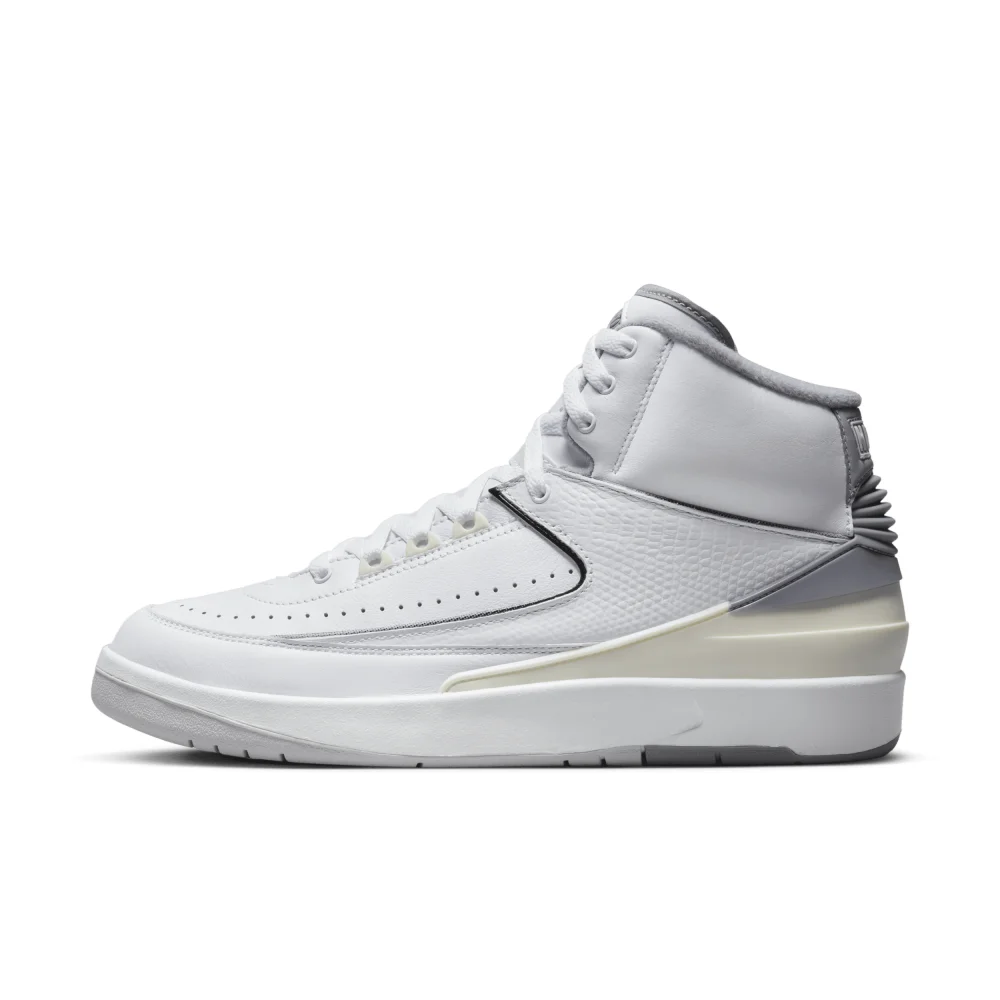 NIKE JORDAN 2 Retro Cement Grey DR8884-100 / weiss