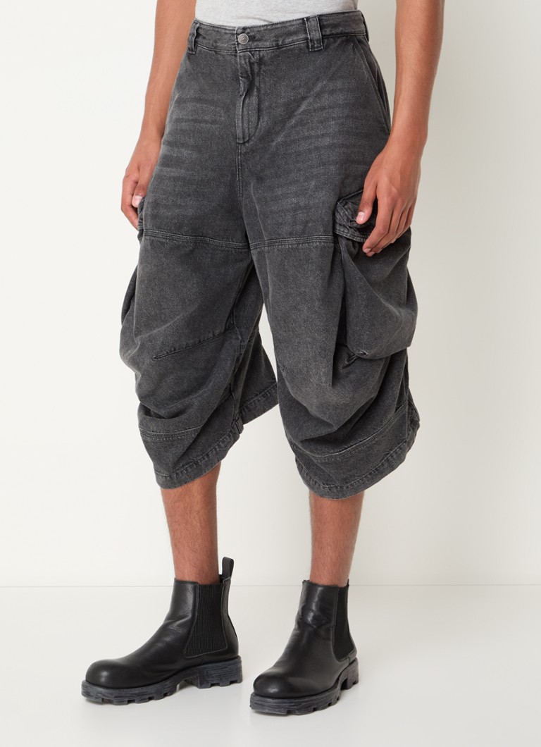 Pantaloni scurți cargo Diesel D-Arne cu croială largă în denim spălat colorat