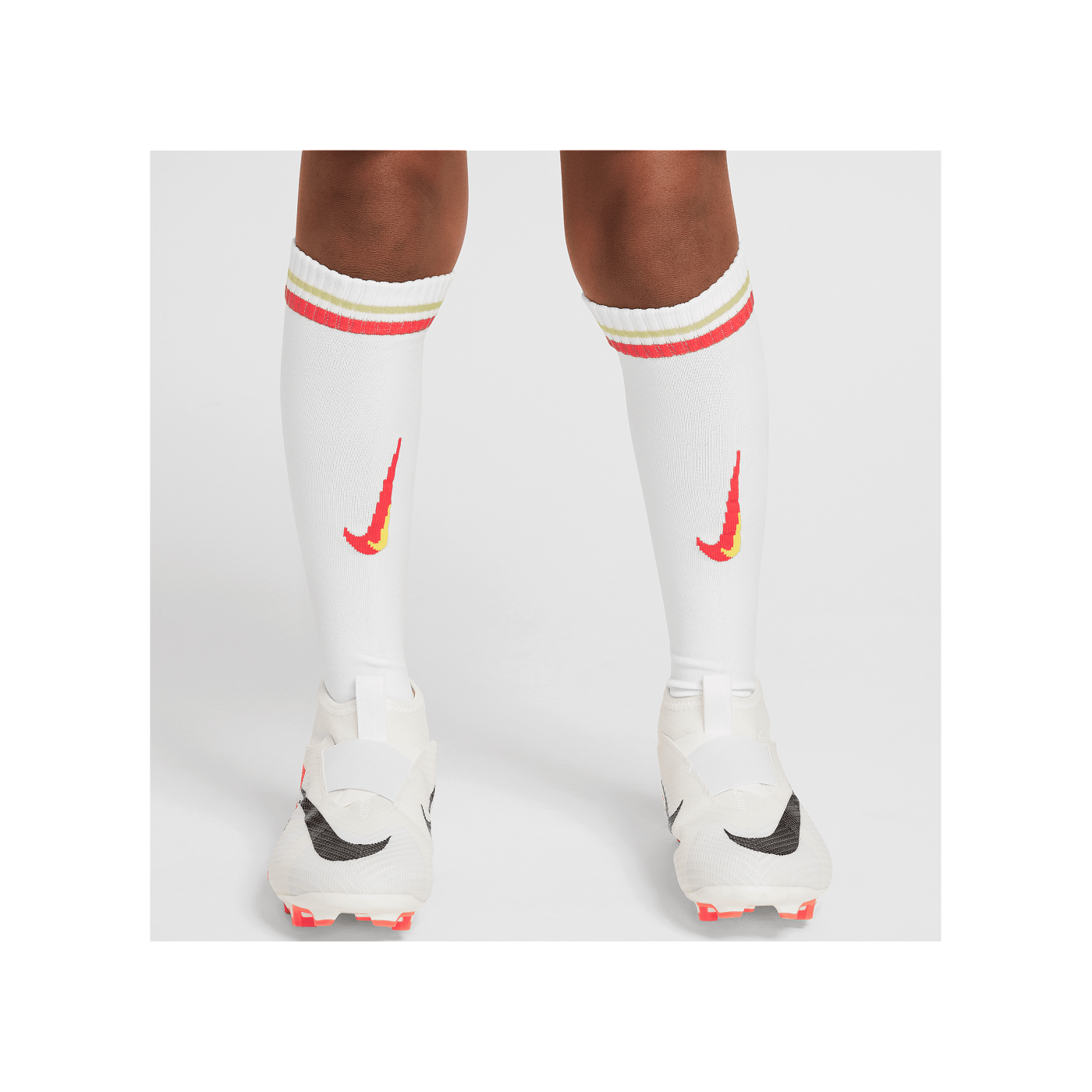 Nike FC Liverpool Minikit 3rd 2024/2025 Weiss F101