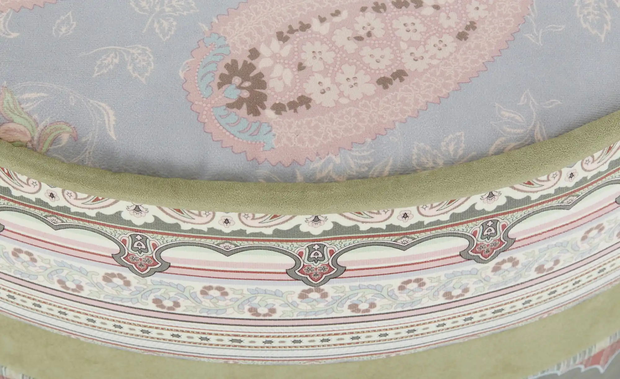 bassetti by SCHRÖNO Pouf aus Velours Tino