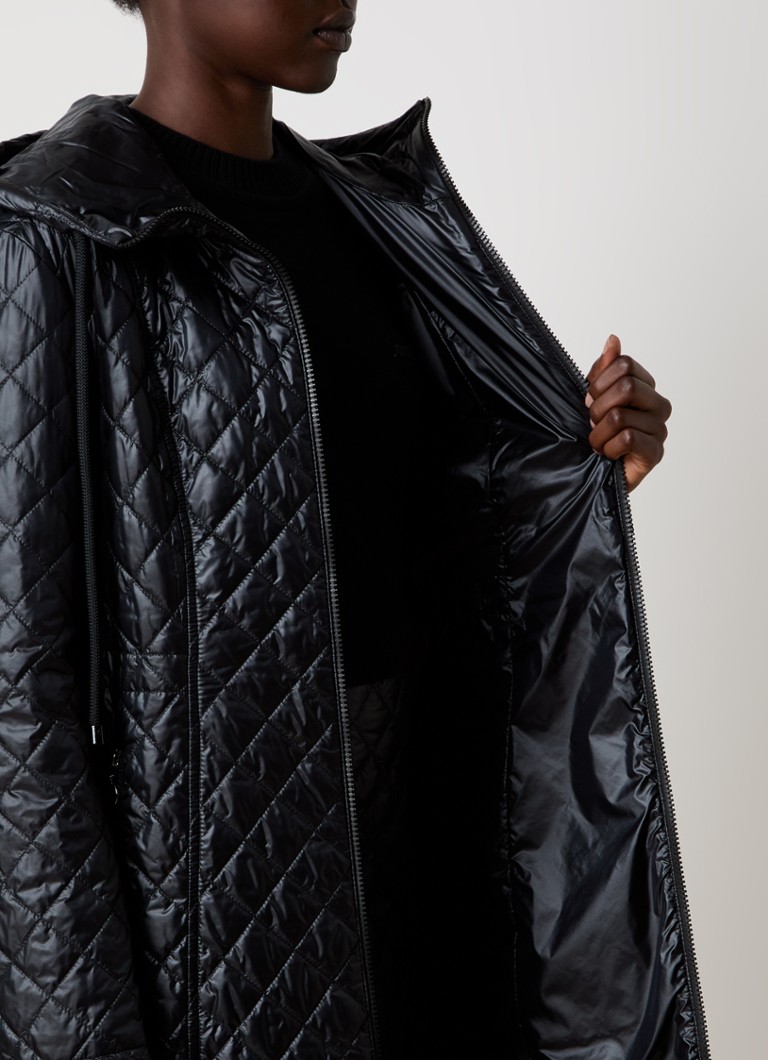 Giacca imbottita Moncler Bagnac con imbottitura in piuma e motivo trapuntato.