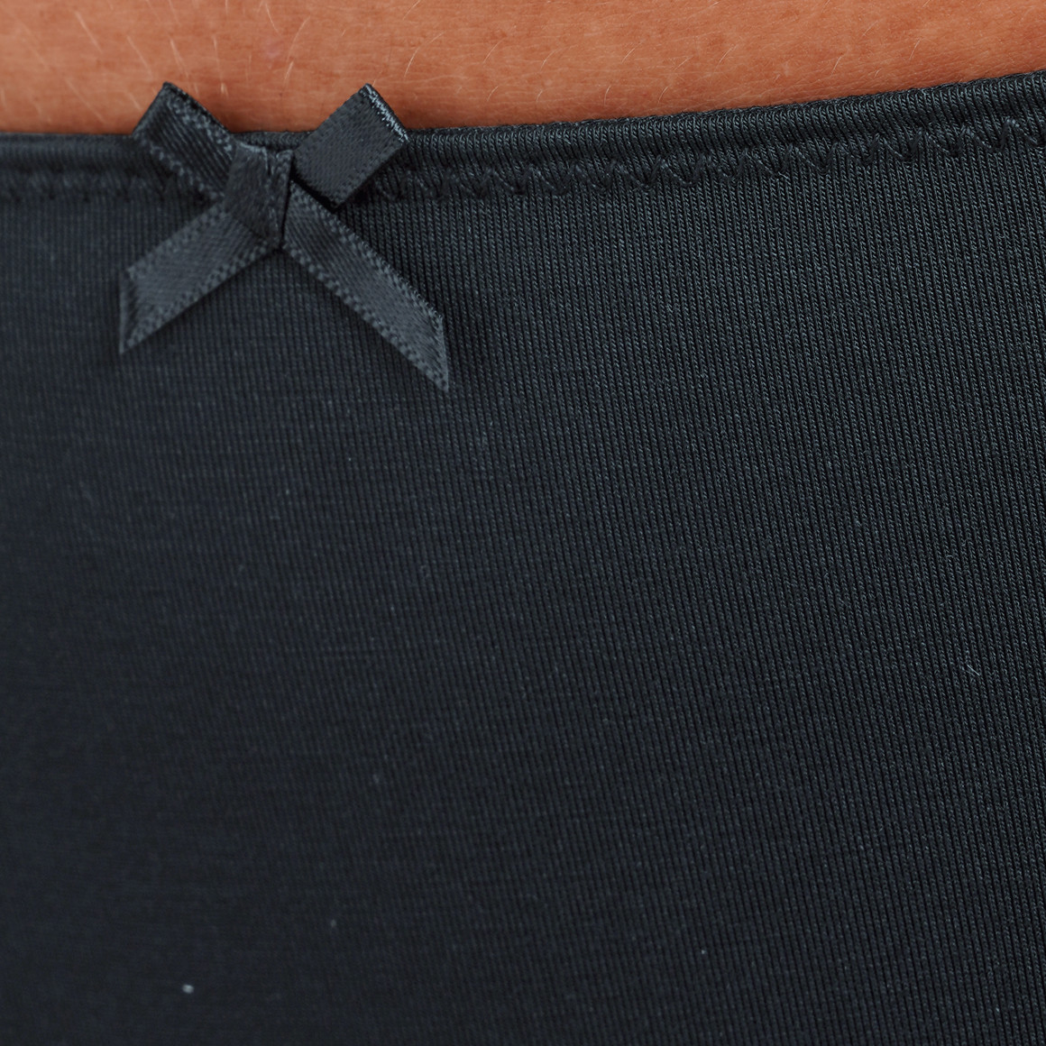 2 Damen Pantys mit Spitzeneinsatz