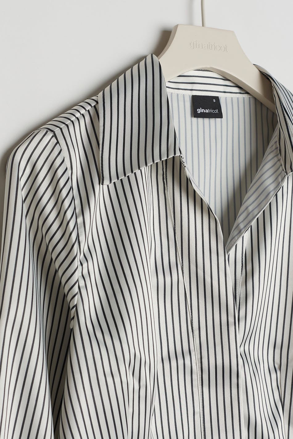 Chania satin shirt
