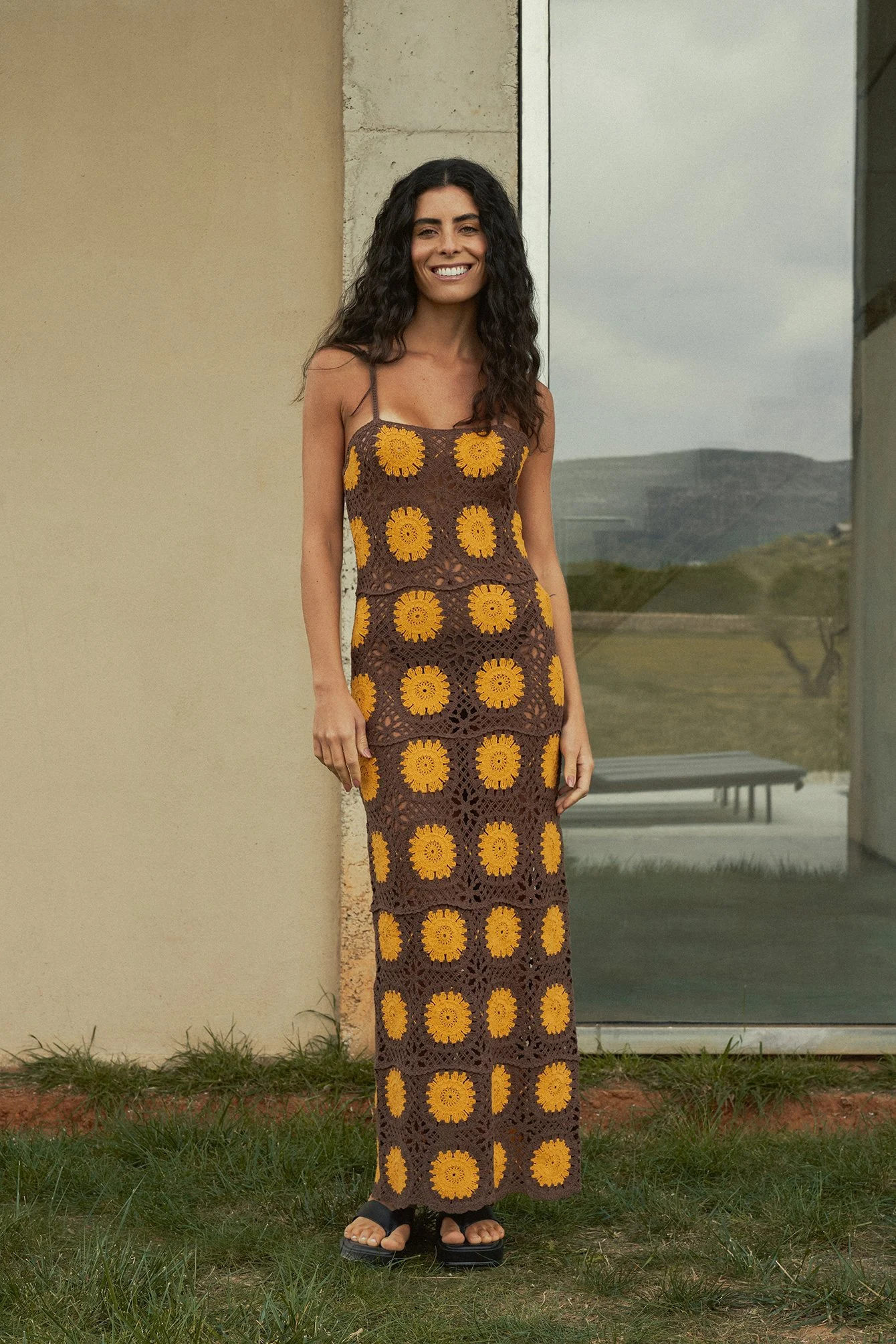 Gehäkeltes Maxi-Strickkleid