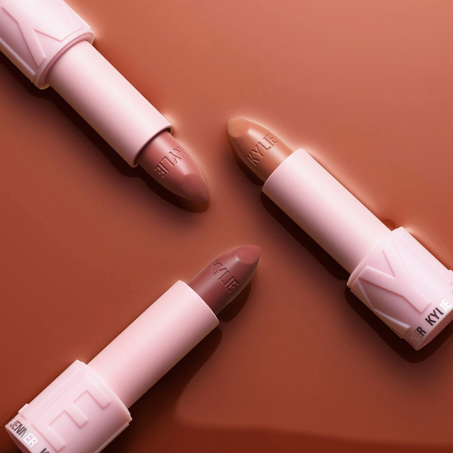 KYLIE COSMETICS Kremowa szminka