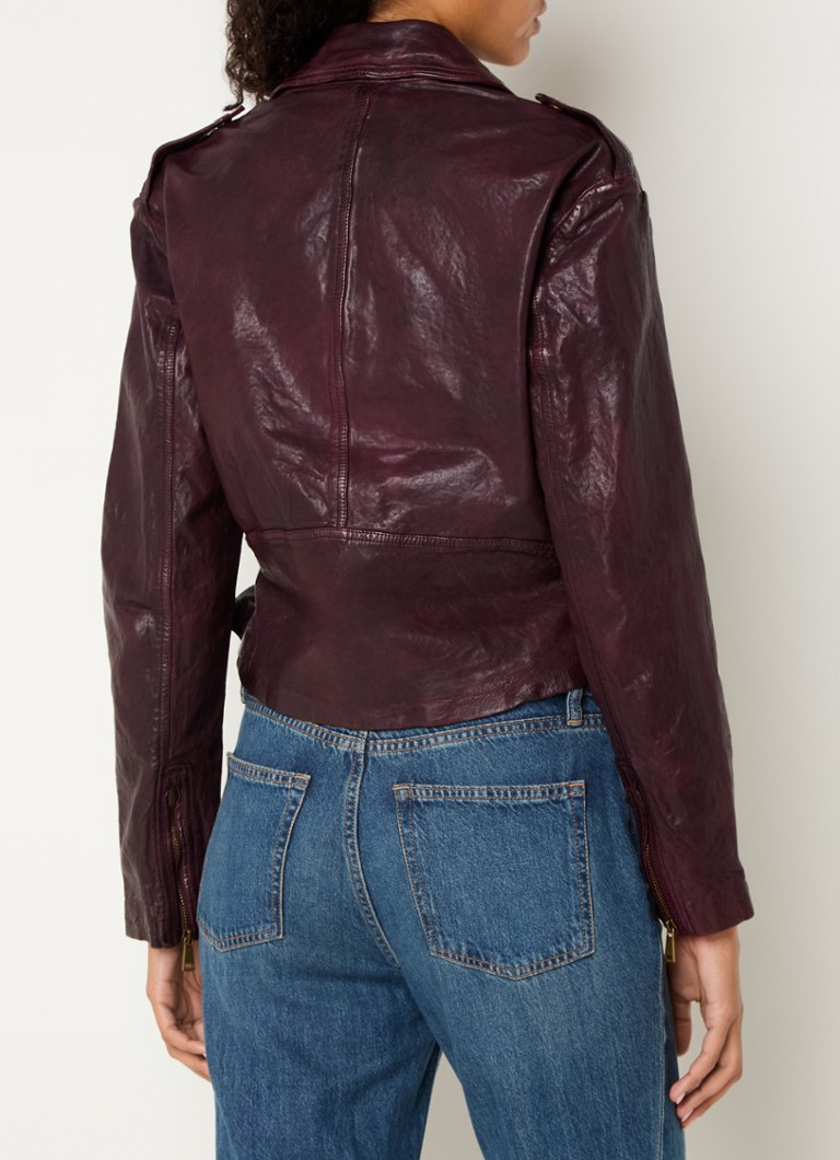 Jachetă din piele de miel cu curea, de la Ralph Lauren.