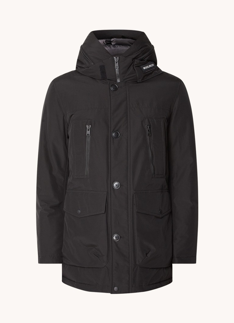 Prošívaná bunda Woolrich Ramar s péřovou výplní a kapsami s ventilkem