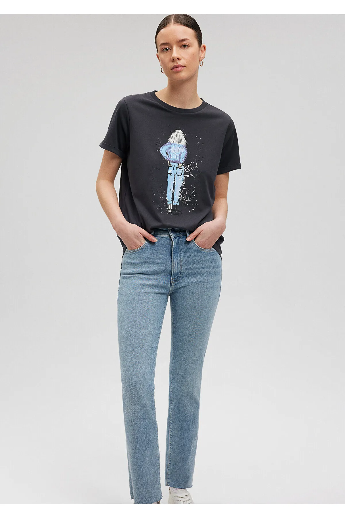 Mavi  Denim Girl Bedrucktes graues Istanbul-T-Shirt, reguläre Passform / normaler Schnitt 168890-29726