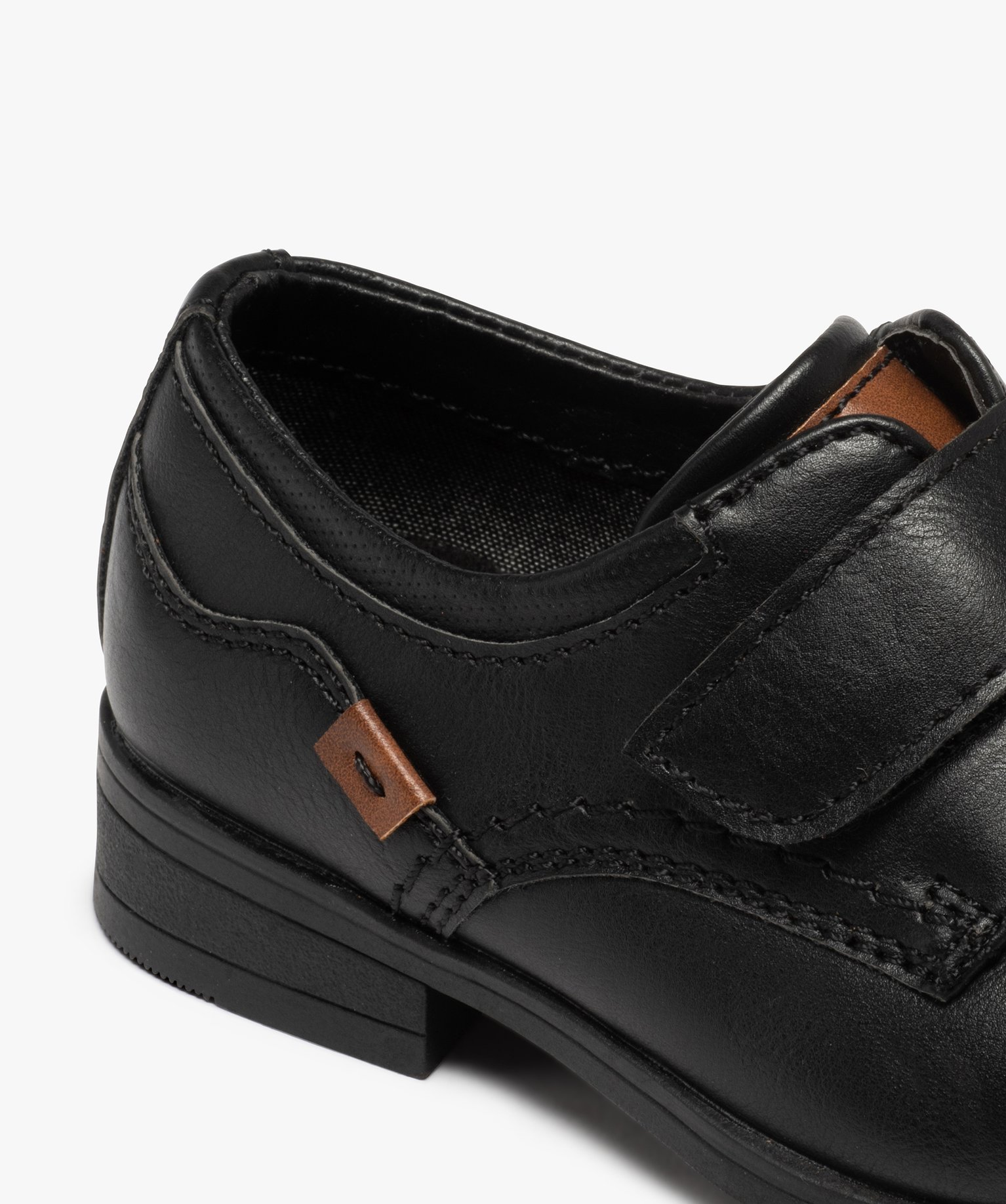 Derbies Garçon unis à scratch avec bout amande noir | GEMO