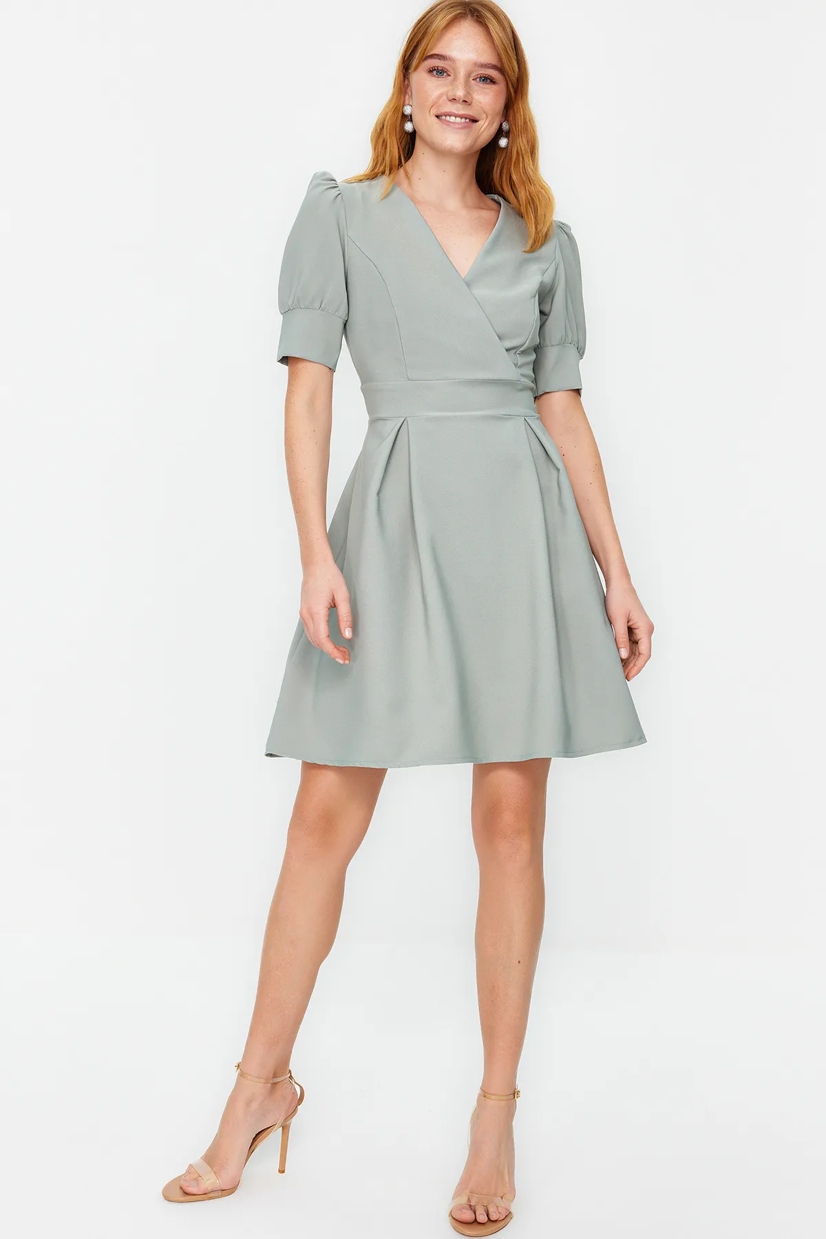 Trendyol Collection  Mintfarbenes Minikleid mit Taillenöffnung, gefüttert, zweireihig, Kragen, plissiert, gewebtes Kleid TWOSS20EL1639