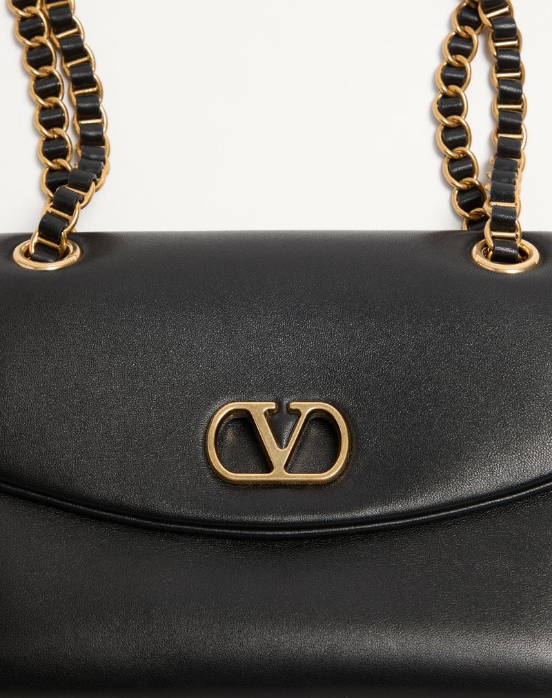 Bolsa Valentino Garavani Djuna com corrente média em couro napa