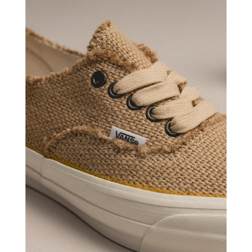 Vans OG Authentic Frayed LX VN000C4JOVT1 / braun
