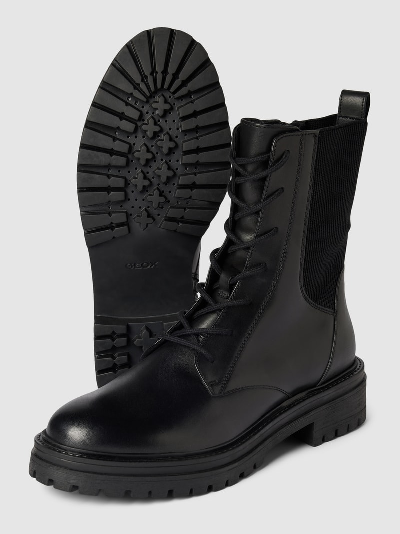 Schnürboots mit elastischen Einsätzen Modell 'IRIDEA' in schwarz