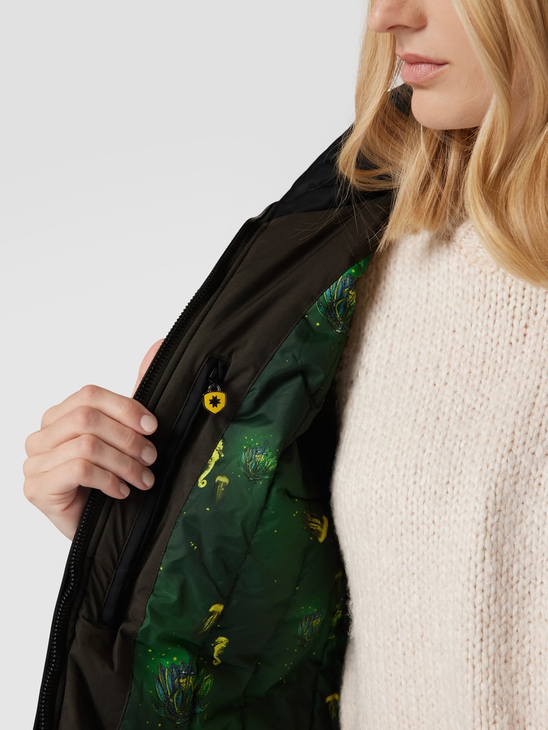 Jacke mit Label-Applikation Modell 'Westwind' in olivgrün