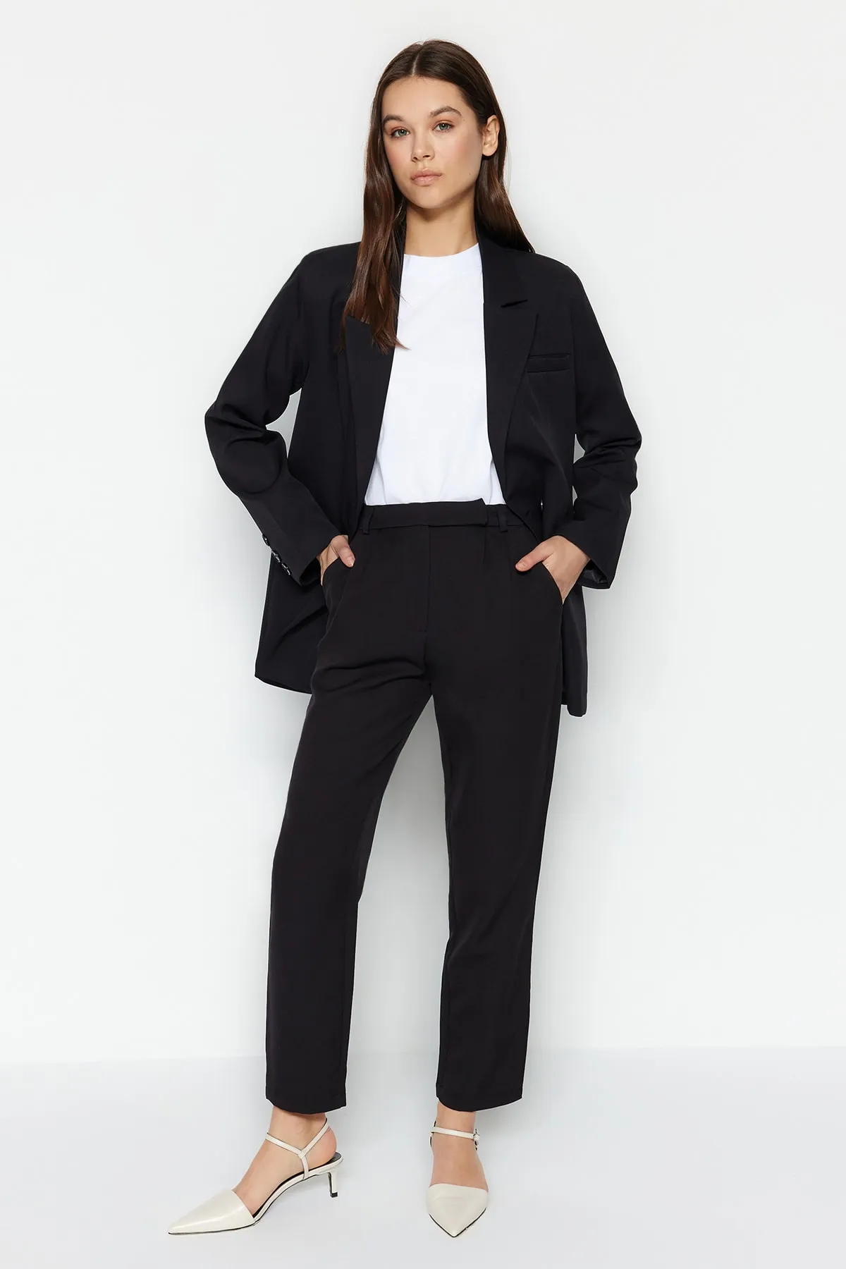 Trendyol Modest  Schwarzer Blazer, Jacke, Hose, gewebter Unterteil, Oberteil, Anzug TCTAW23US00132