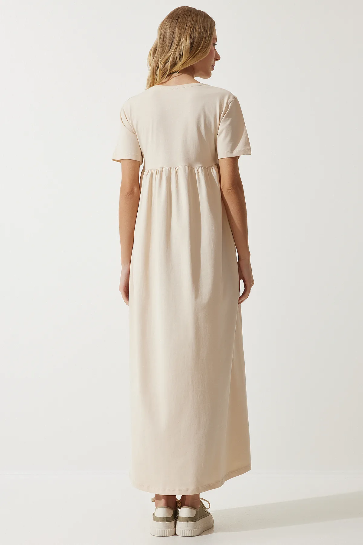 Happiness İstanbul  Damen-Vanilla-gerafftes langes Strickkleid MC00272