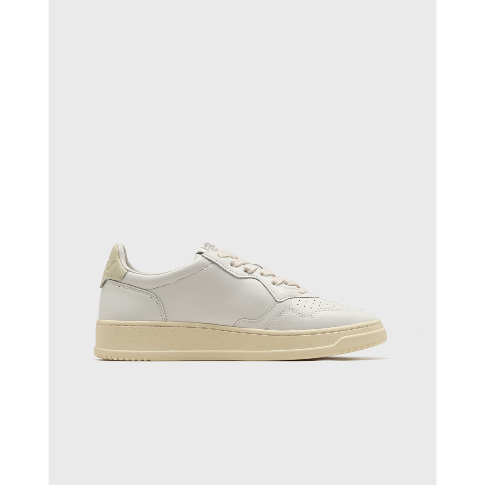 Autry Medalist WMNS Low AULWLL54 / weiss